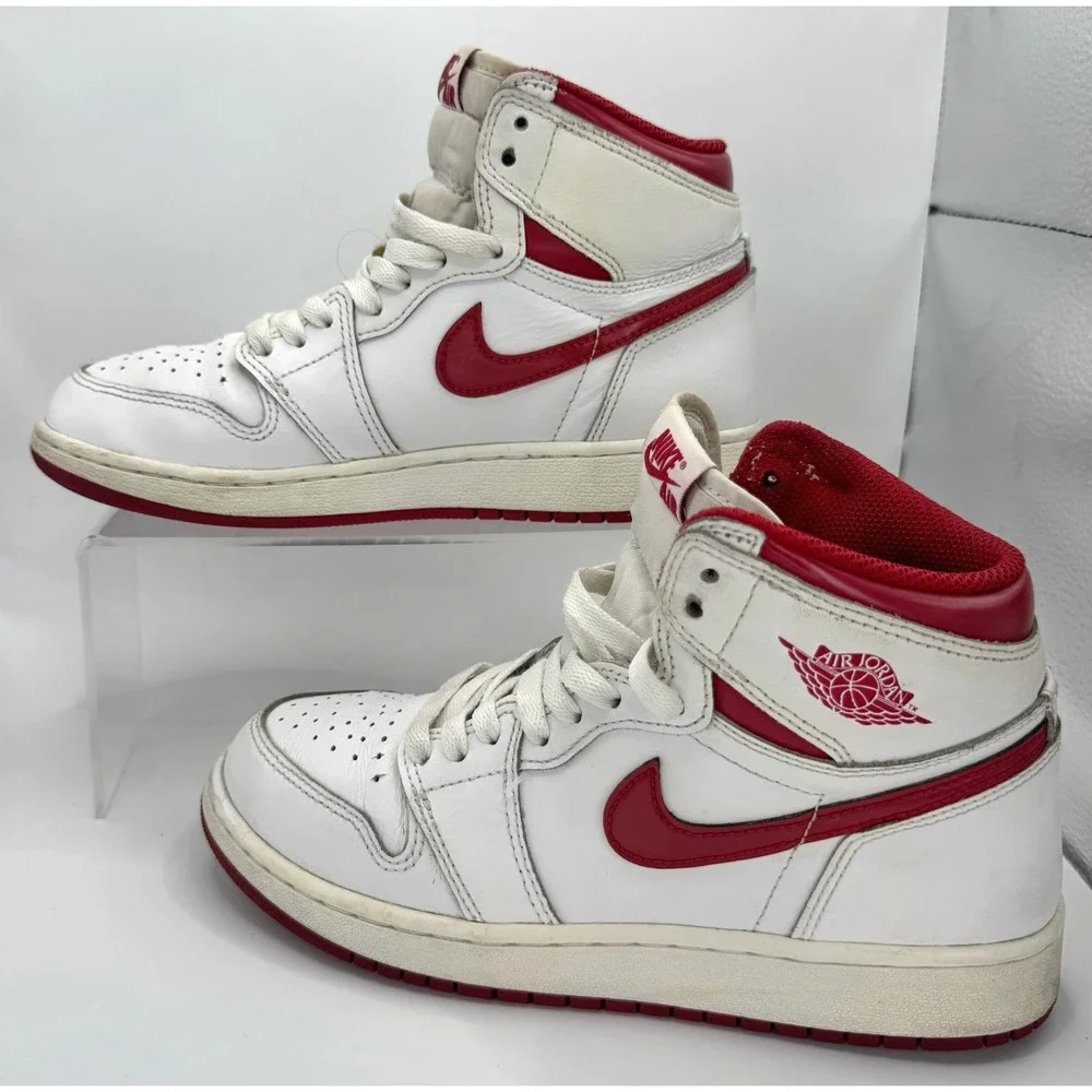 Nike Air Jordan 1 Retro High OG Metallic Red Wht 2017 Sz GS 5Y W 6.5 575441-103